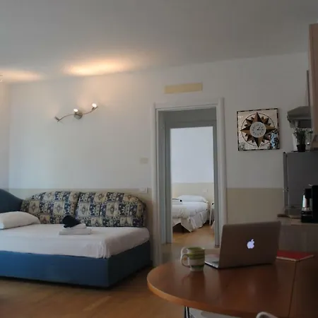 דירה Bnbook - Metropolitan Expo Flat רו