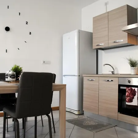 דירה Bnbook - Metropolitan Expo Flat רו
